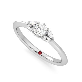 Sonnet Ring