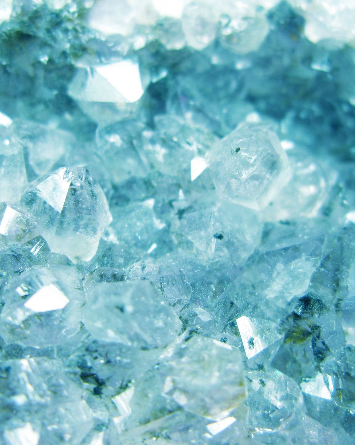aquamarinenaturalquartzbluegemgeologicalcrystalstexturebackground