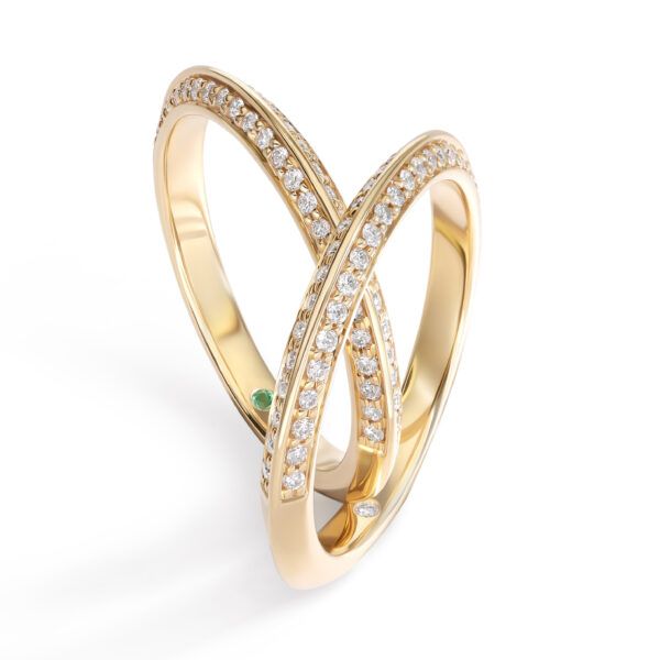 Knife edge diamond pavé yellow gold matching wedding rings